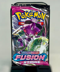 Pokemon Fusion Strike Booster Pack (Styles May Vary)